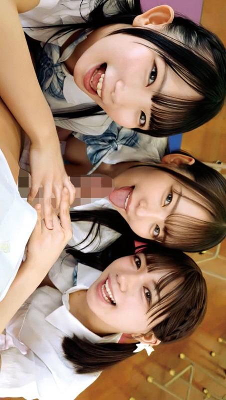 フェラしてくれる、女子高生姿の日向由奈ちゃん・西元めいさちゃん・南日菜乃ちゃん。