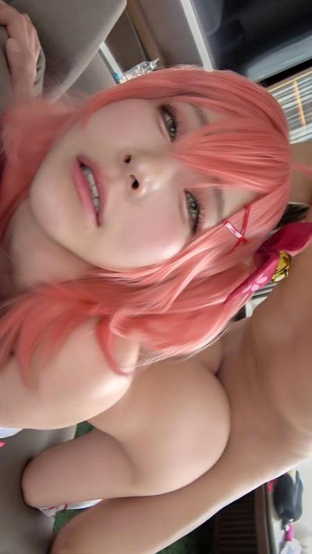 コスプレ姿の沙月恵奈ちゃんと、バックでセックス。