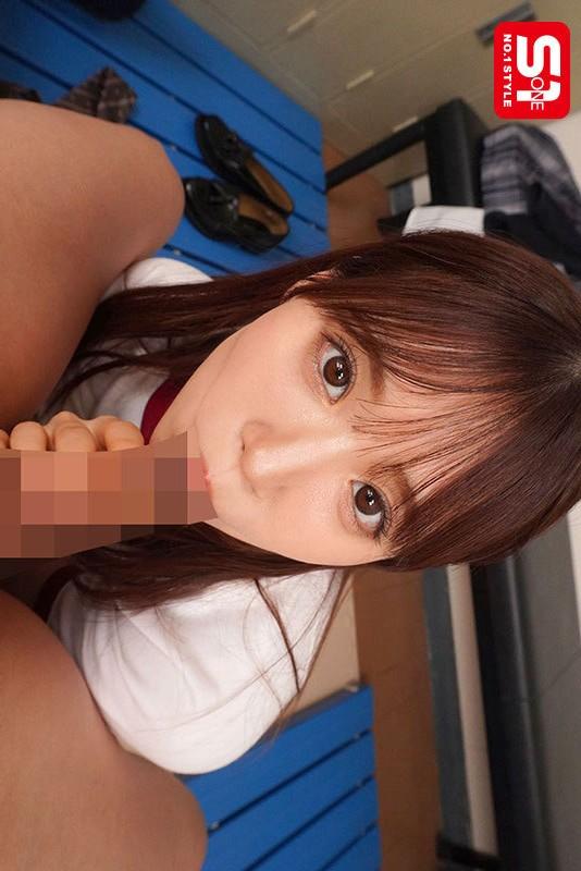 フェラしてくれる、体操服姿の未歩ななちゃん。