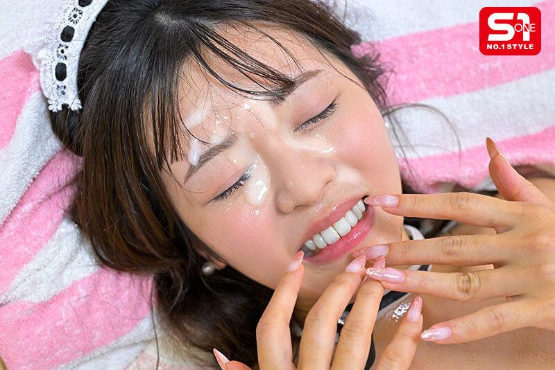 セクシーメイド姿の桜乃りのちゃん。かわいい顔に射精。