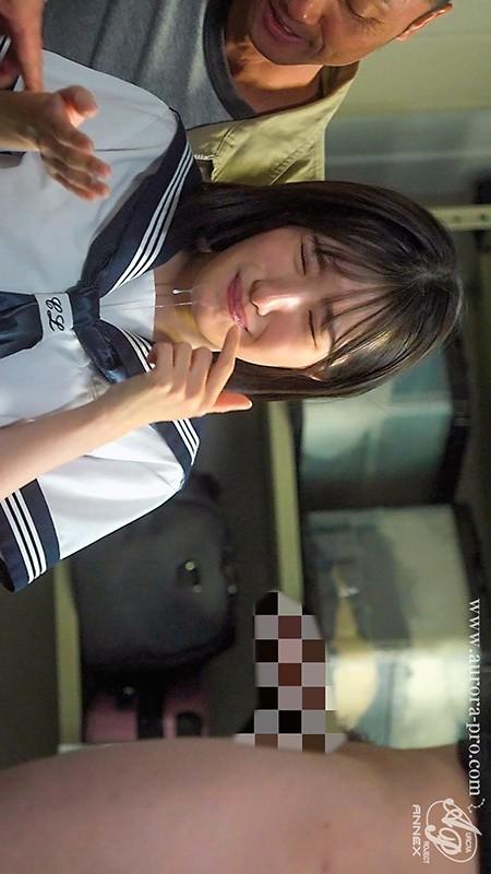 学生服姿の青葉はるちゃん。口の中に射精。